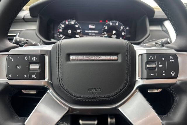 2026 Land Rover Discovery P360 Tempest Edition