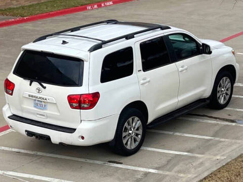 2012 Toyota Sequoia SR5