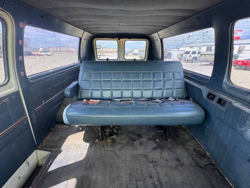 1991 Ford E-350 XLT