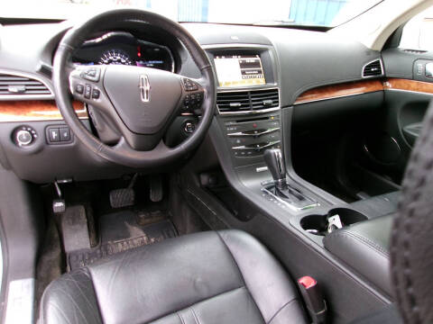 2016 Lincoln MKT EcoBoost