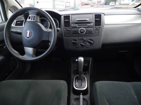 2012 Nissan Versa 1.8 SL