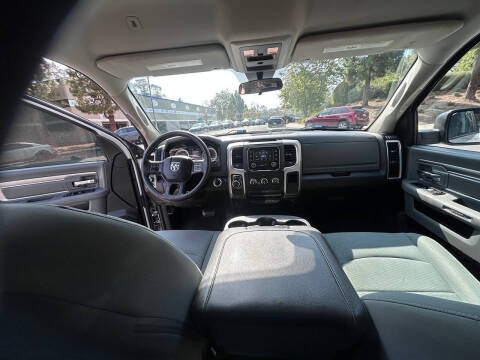 2019 RAM 1500 Classic SLT
