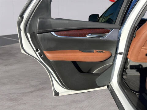 2023 Cadillac XT5 Sport