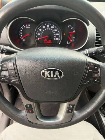 2014 Kia Sorento LX