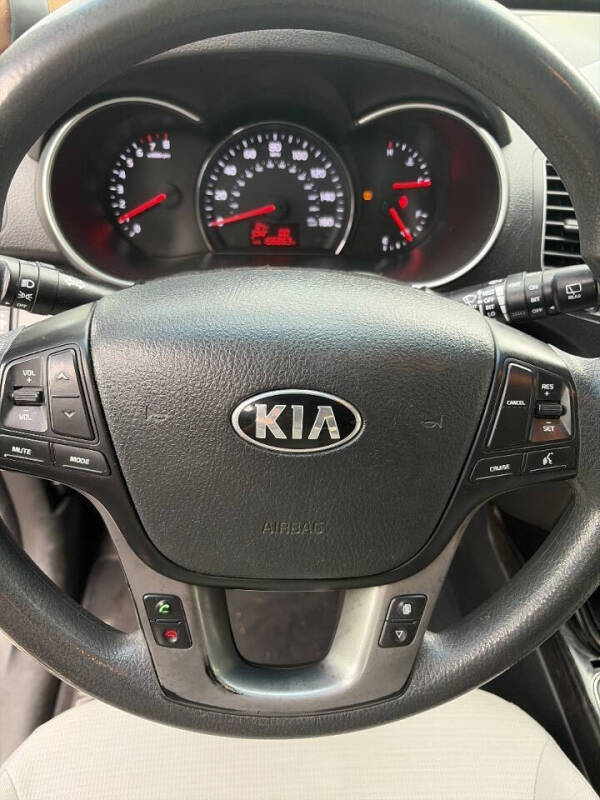 2014 Kia Sorento LX