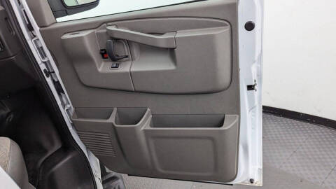 2023 Chevrolet Express LS 3500