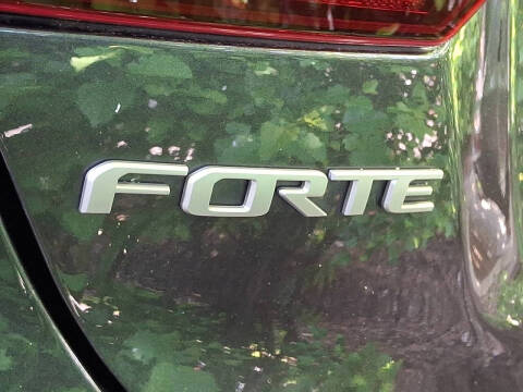 2022 Kia Forte GT Line