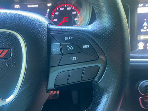 2017 Dodge Charger SXT
