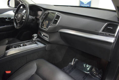 2018 Volvo XC90 T5 Momentum 7-Passenger