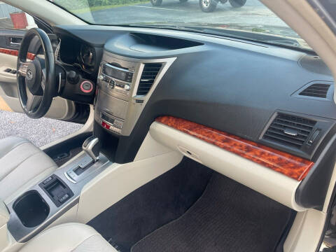 2010 Subaru Outback 2.5i Limited