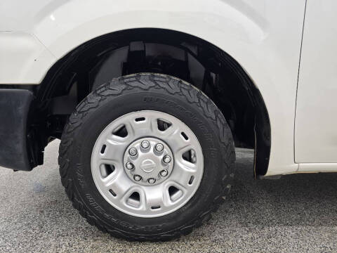 2017 Nissan NV