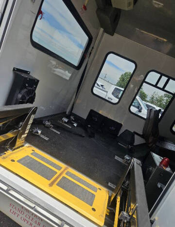 2011 Ford E-Series E-350 SD