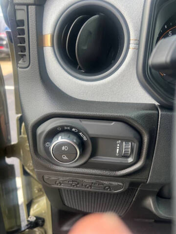 2026 Jeep Gladiator Sport S