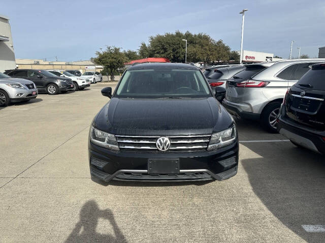 2018 Volkswagen Tiguan S's photo