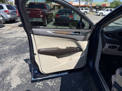 2017 Lincoln MKC Reserve