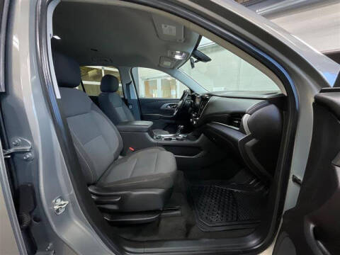 2018 Chevrolet Traverse LT Cloth