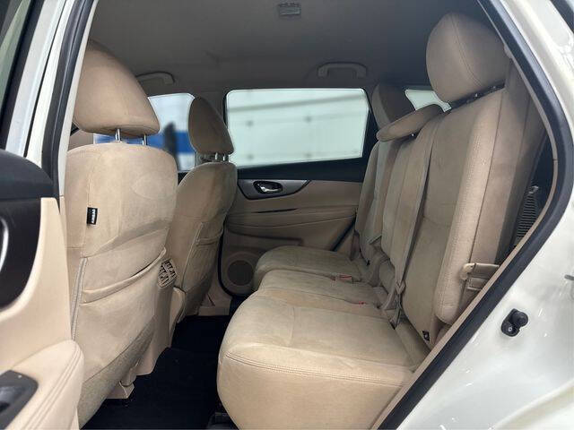 2016 Nissan Rogue SV