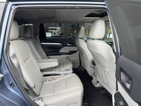 2018 Toyota Highlander SE