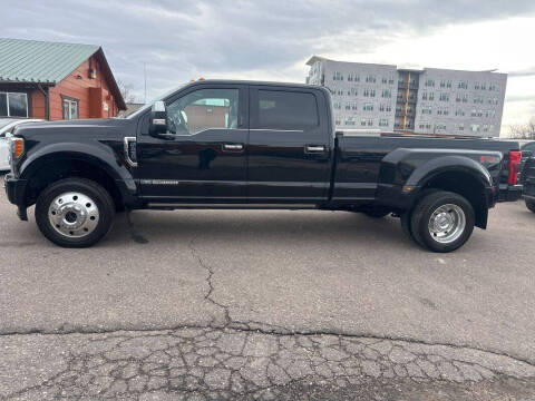 2019 Ford F-450 Super Duty Platinum