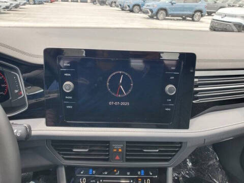 2025 Volkswagen Jetta SEL