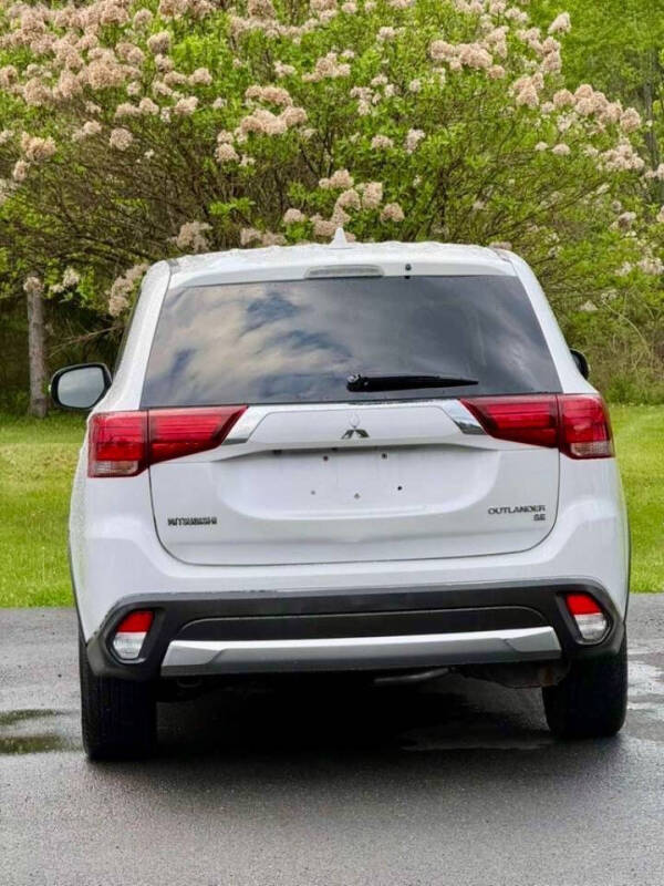 2017 Mitsubishi Outlander SE