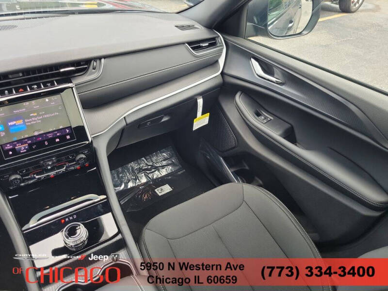 2026 Jeep Grand Cherokee L Laredo