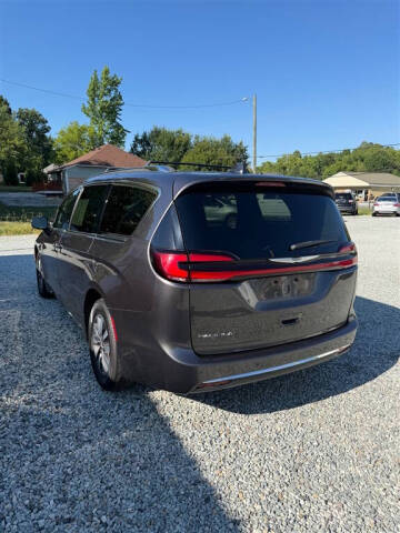 2021 Chrysler Pacifica Touring L