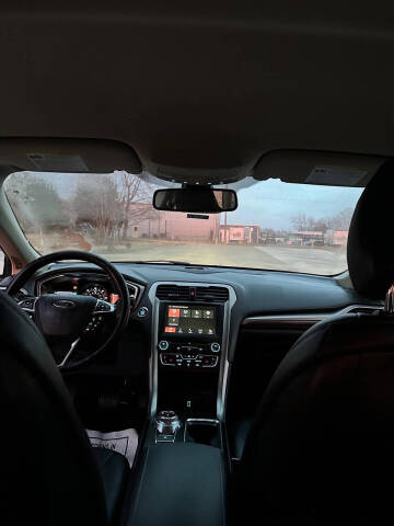 2018 Ford Fusion Hybrid SE