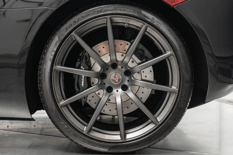 2013 McLaren MP4-12C Spider