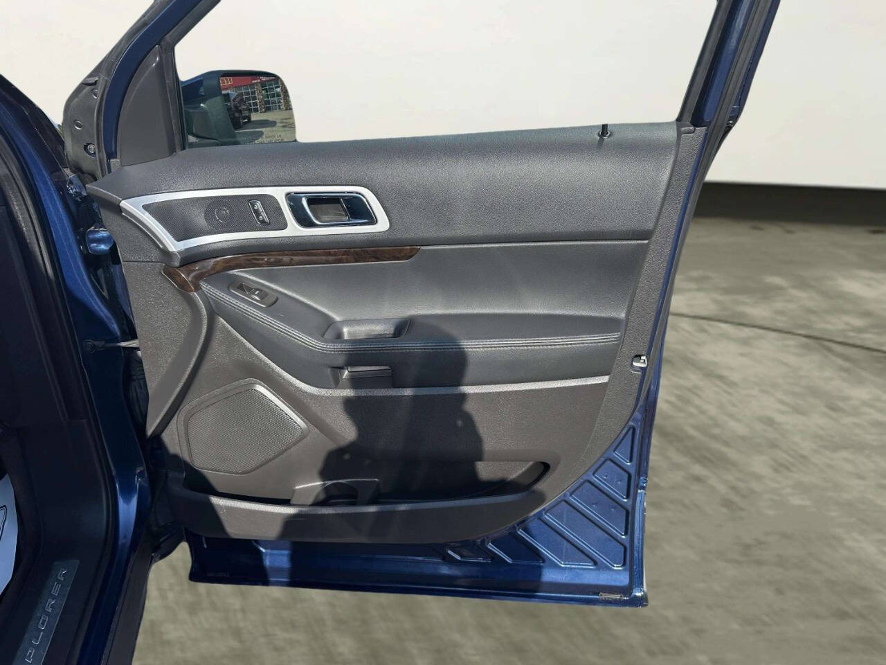 FordExplorer17