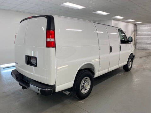2025 Chevrolet Express 2500