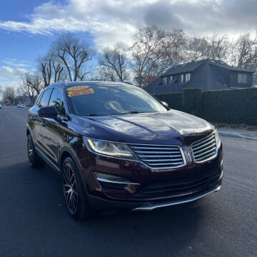 2017 Lincoln MKC Select