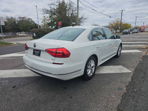 2016 Volkswagen Passat 1.8T S