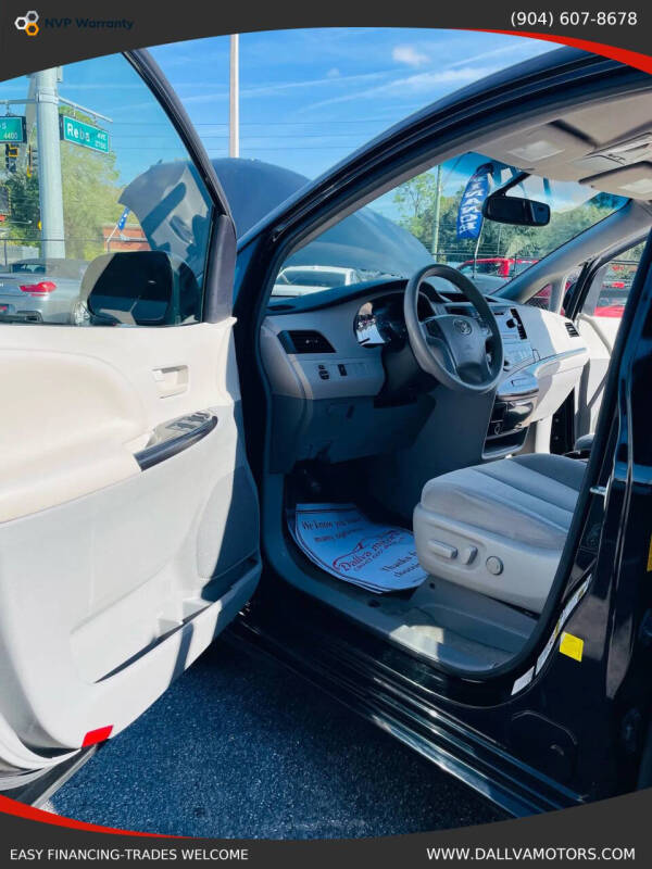 2014 Toyota Sienna