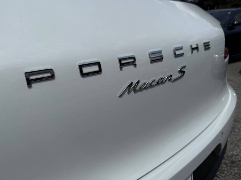 2015 Porsche Macan S