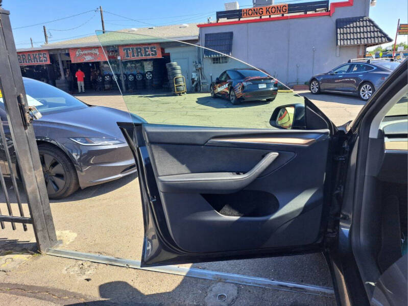 2025 Tesla Model Y Long Range
