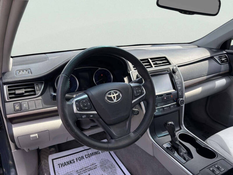 2017 Toyota Camry XLE