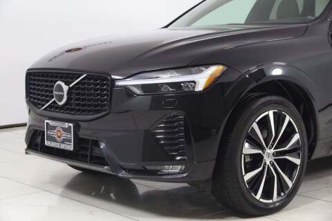 2023 Volvo XC60 B5 Plus Dark Theme