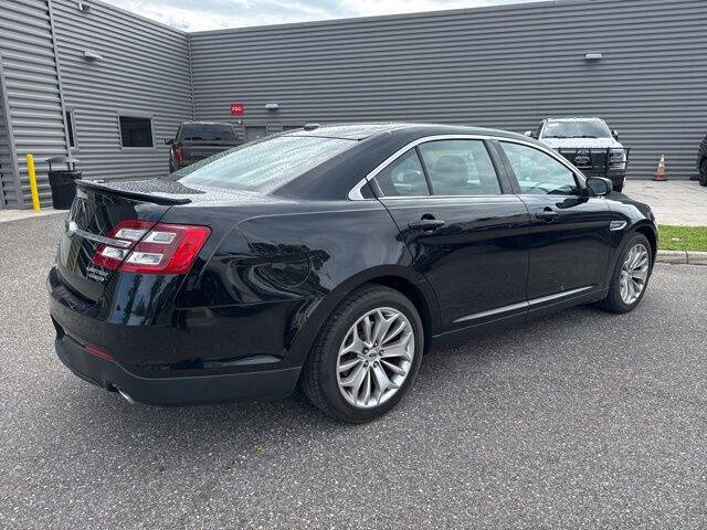 2017 Ford Taurus Limited