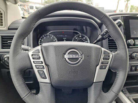 2024 Nissan Titan SV
