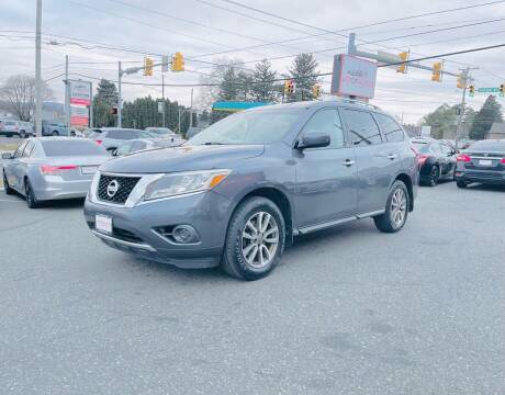 2013 Nissan Pathfinder for sale at LotOfAutos in Allentown PA