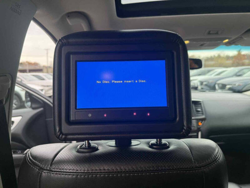 2014 Nissan Pathfinder Platinum