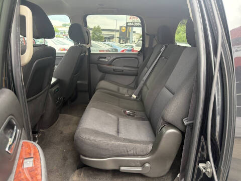 2011 Chevrolet Suburban LS