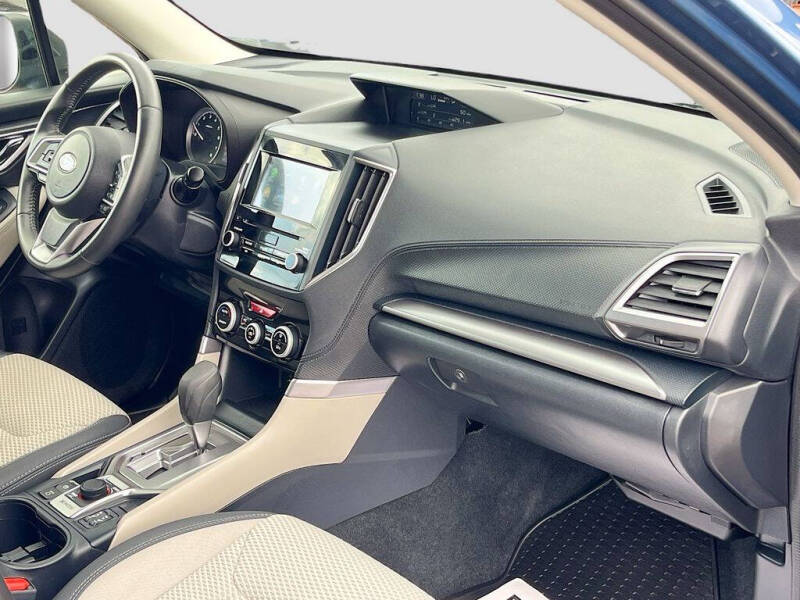 2022 Subaru Forester Premium