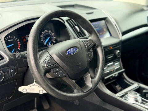 2020 Ford Edge SE