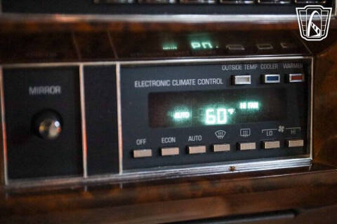 1992 Cadillac Brougham