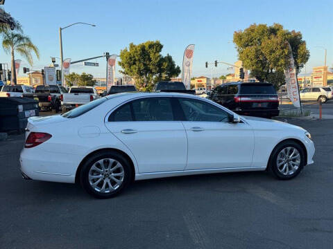 2018 Mercedes-Benz E-Class E 300