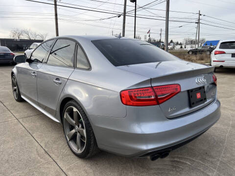 2016 Audi A4 2.0T quattro Premium Plus