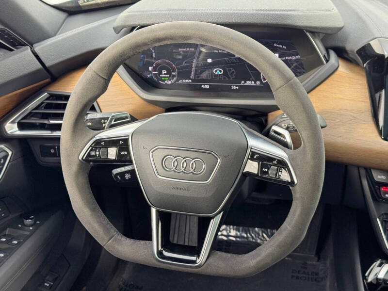 2022 Audi e-tron GT quattro Premium Plus