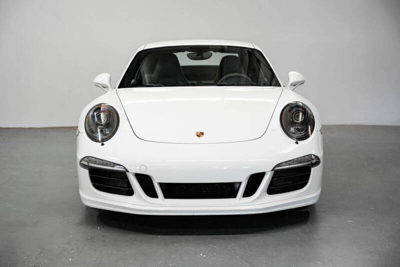 2016 Porsche 911 Carrera GTS
